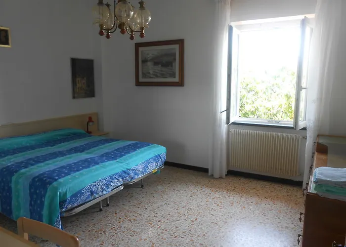 مزرعة للإقامة La Foce Del Prato